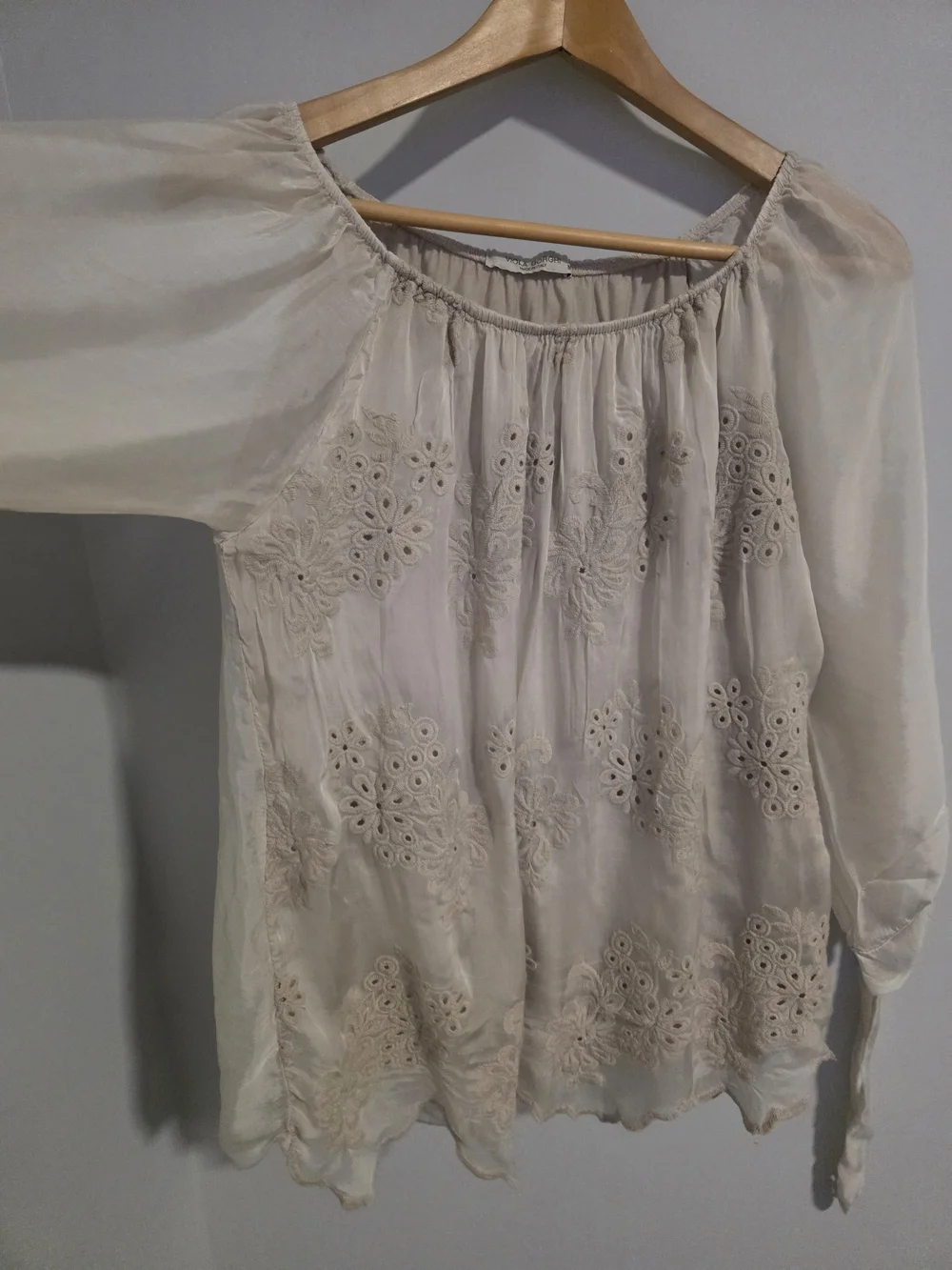 Viola Borghi Silk Blend Embroidered Peasant Blouse Off Shoulder Beige Size M Ita - Picture 3 of 13